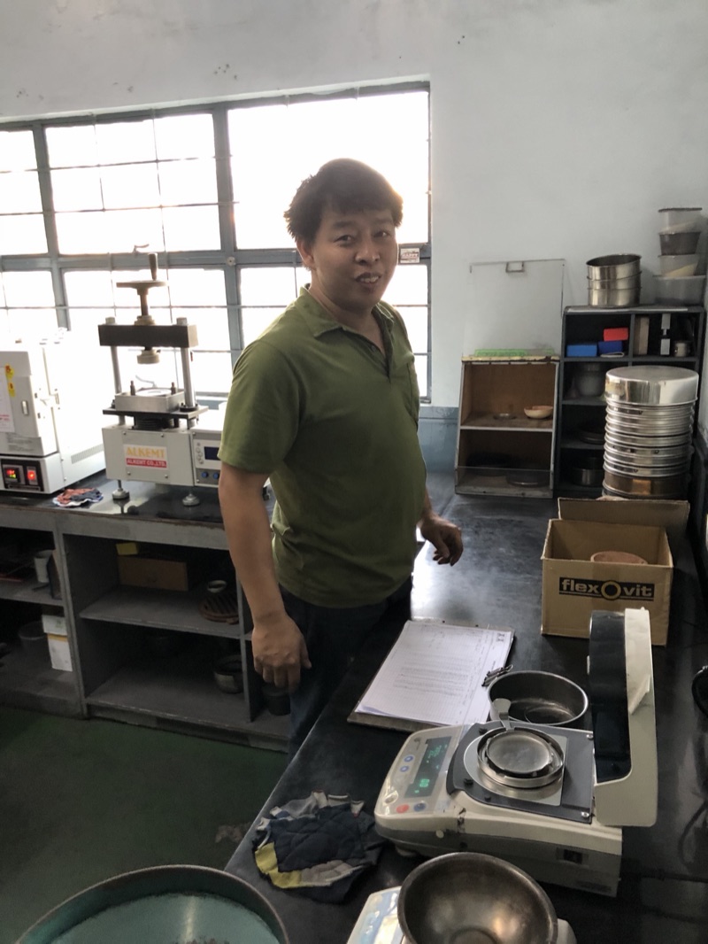 Santos in the sand laboratory